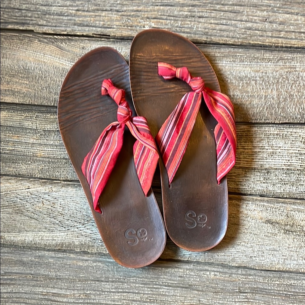 SO Red Sandals with Decorative Straps